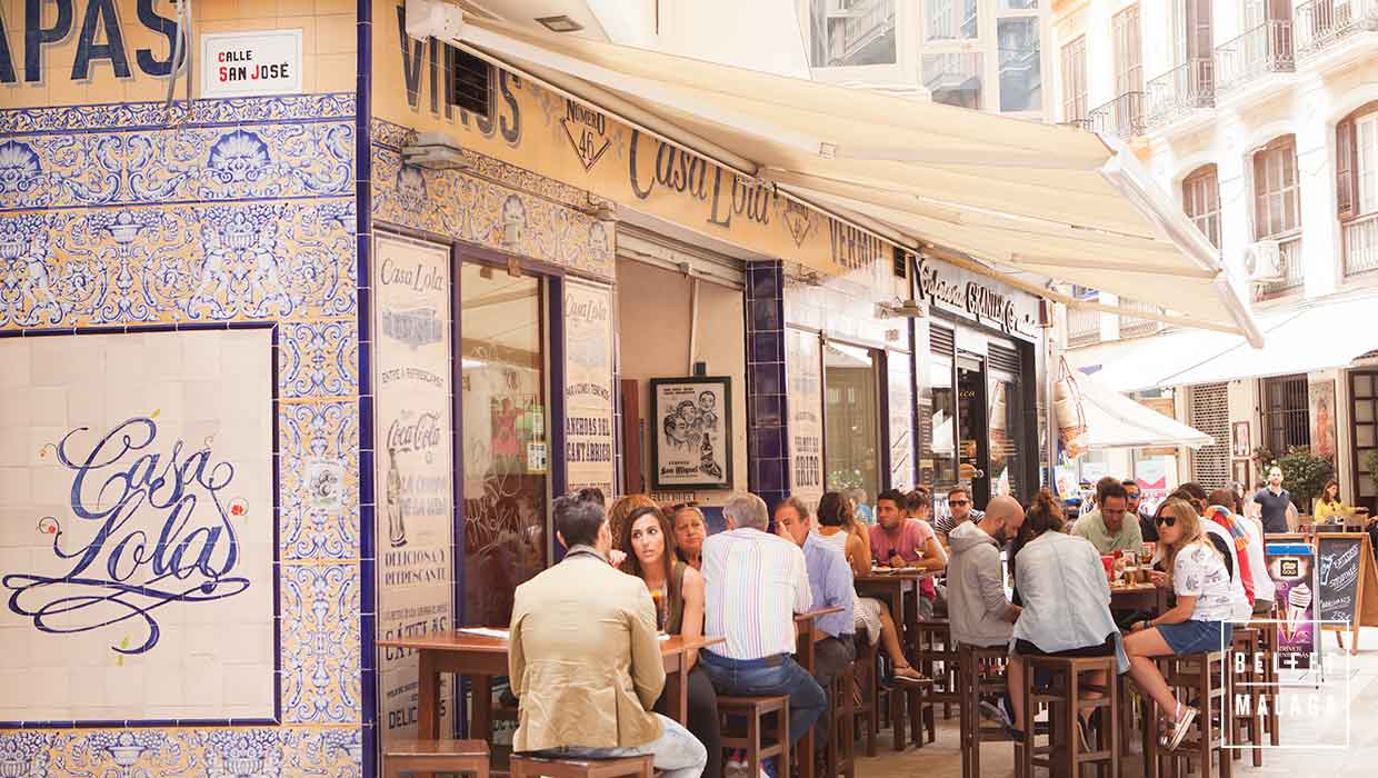 Lekker smullen bij tapasbar Casa Lola - Malaga - Beleef Malaga  bezienswaardigheden en tips